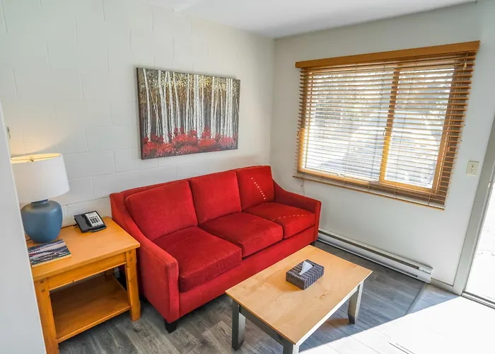 Saddle Mountain Lodge Blue River