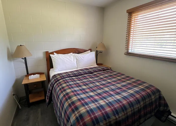 Saddle Mountain Lodge Blue River
