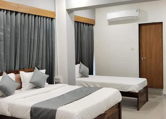 Hotel Royal Park Gandhinagar