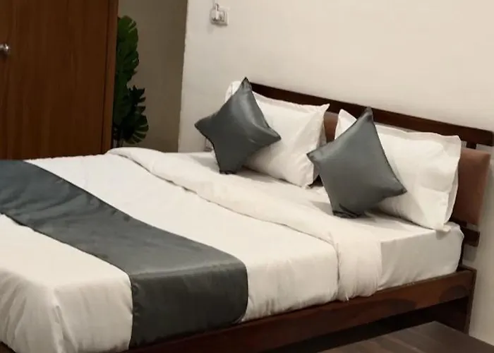 Hotel Royal Park Gandhinagar
