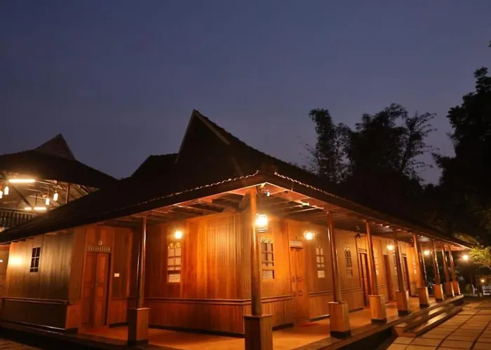 Riparian Ayur Resort Thattakad