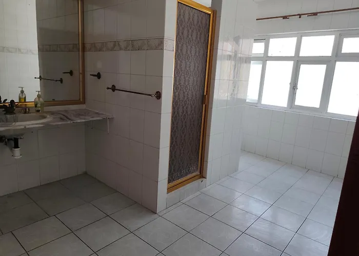 Hostal Menavi León