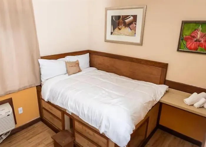 Simply Native B N B Hotel Nassau