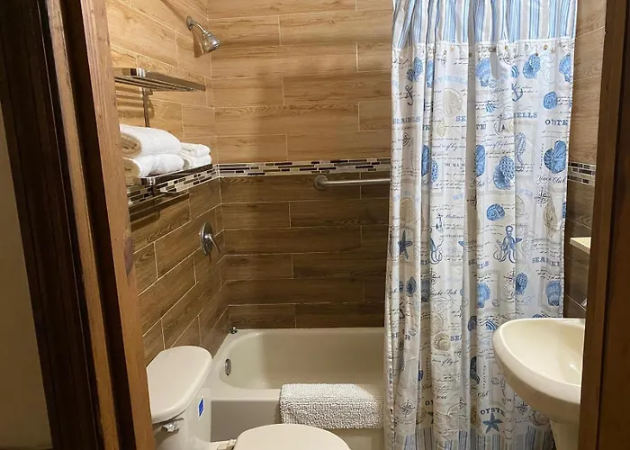 Simply Native B N B Hotel Nassau