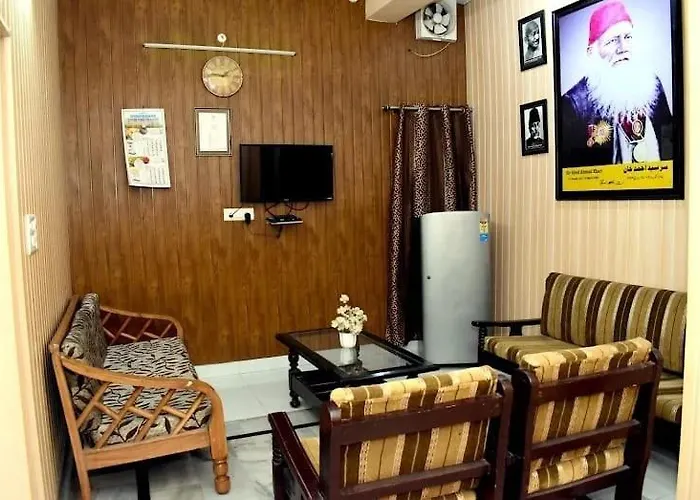 Hashmi Guest House Aligarh