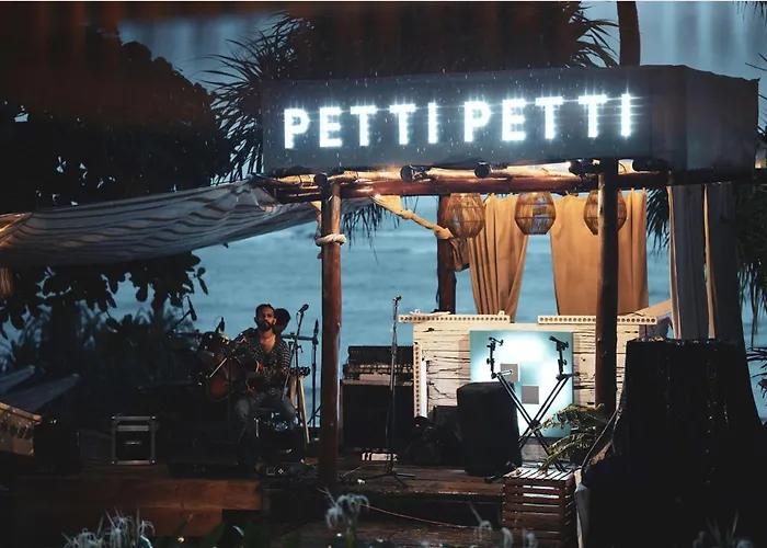 Petti Petti Beach Club- Mirissa