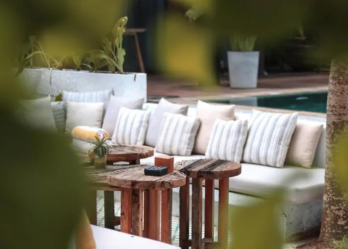 Petti Petti Beach Club- Mirissa