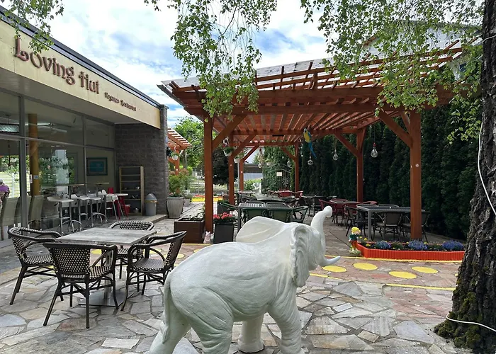 Loving Hut Pension & Vegan Restaurant St. Kanzian am Klopeiner See