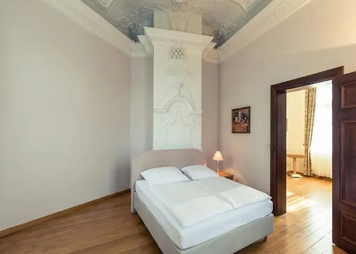 Sunday Hotel Schloss Neustadt Glewe