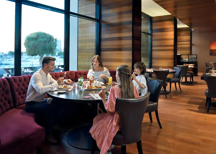 Intercontinental Abu Dhabi By Ihg Hotel