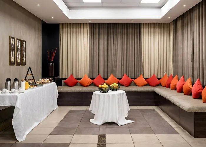 Protea Hotel By Marriott Cape Town North Wharf