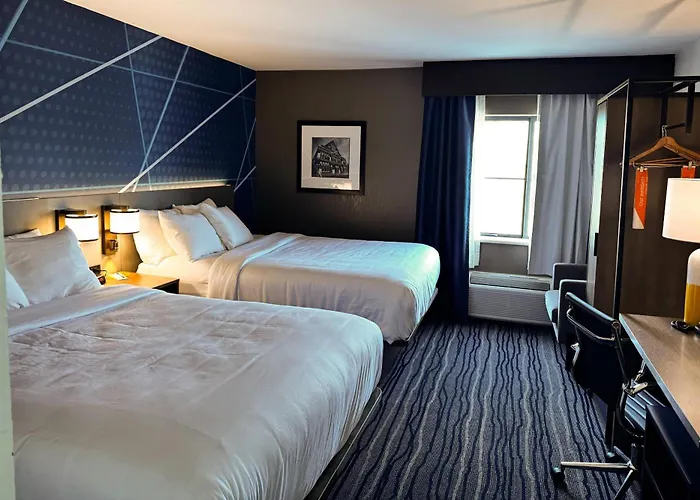 Comfort Inn & Suites Brentwood - Nashville