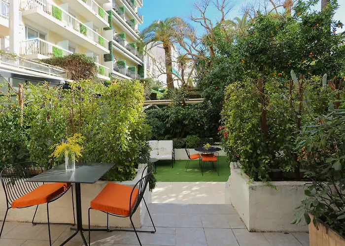 Hotel Moliere Cannes