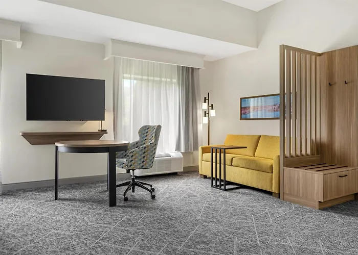 Hampton Inn & Suites Pittsburgh-Meadow Lands Washington