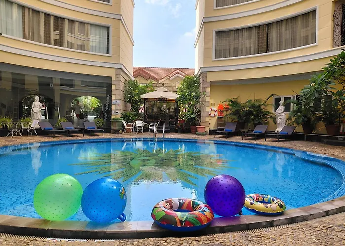 Four Seasons Place Pattaya