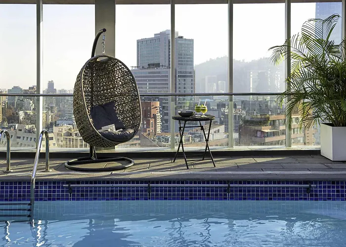 Pullman Santiago El Bosque Hotel