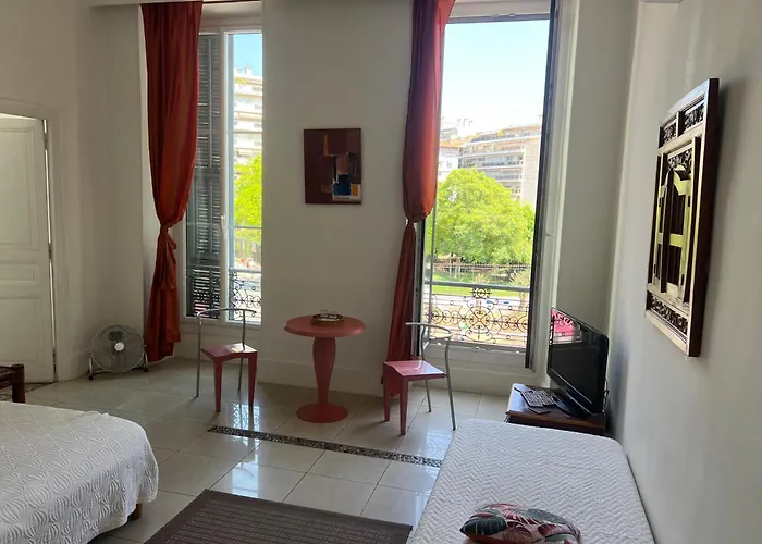 Nice Riviera Sweet Home Chambres d'hotes