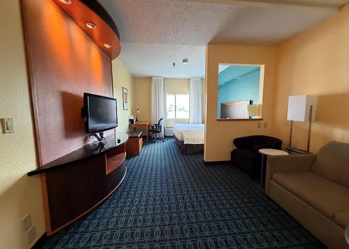 Fairfield Inn & Suites Bismarck North