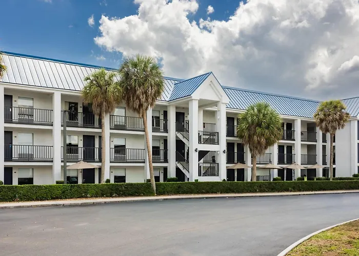 Days Inn By Wyndham Port Charlotte Town Center