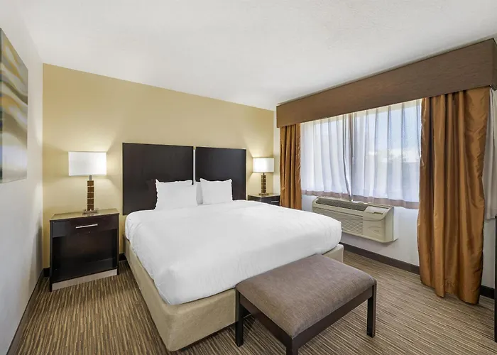 Best Western Plus The Four Corners Inn Farmington