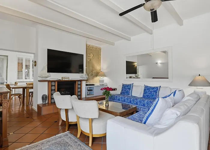 Paradiso Guesthouse & Self-Catering Cottage Kapstadt