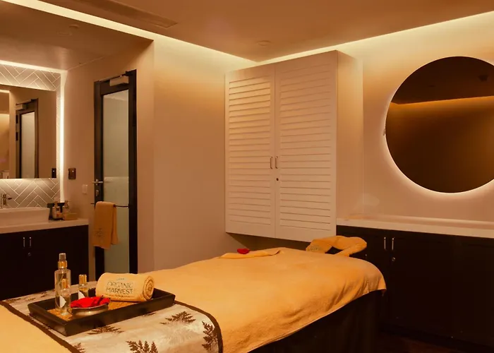 Hotel Radisson Blu Bengaluru Outer Ring Road
