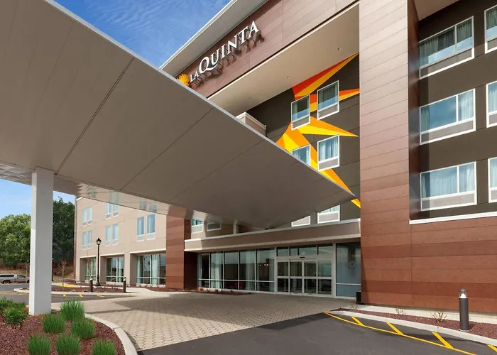 La Quinta Inn & Suites By Wyndham Middletown-Goshen