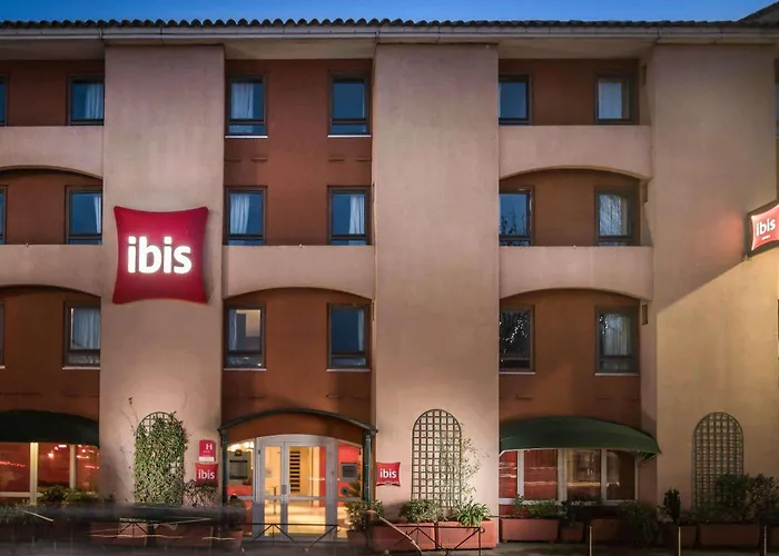 Ibis Carcassonne Centre - La Cite Hotel