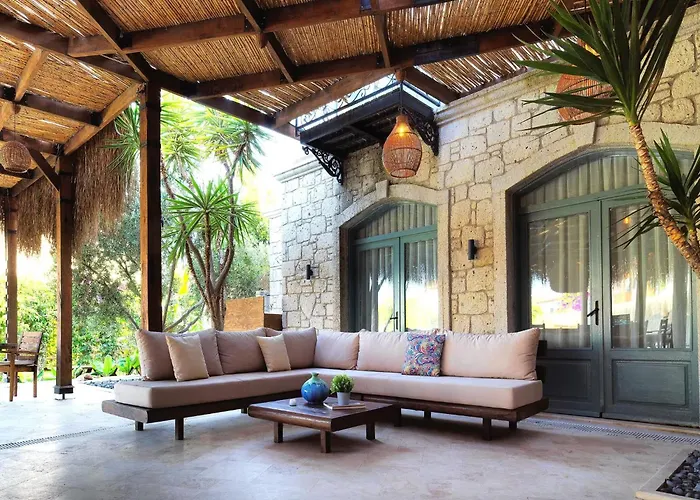 Triangulo Hotel Alaçatı