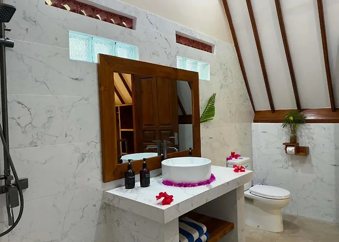 Lucy'S Garden Hotel Gili Air