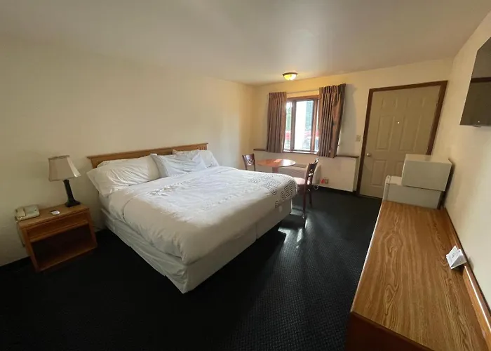 D-Lux Budget Inn Lemont