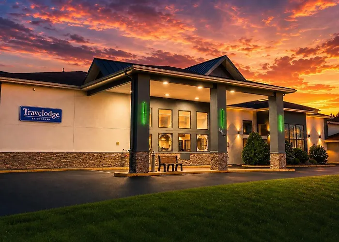 Travelodge By Wyndham Rapid City - Black Hills