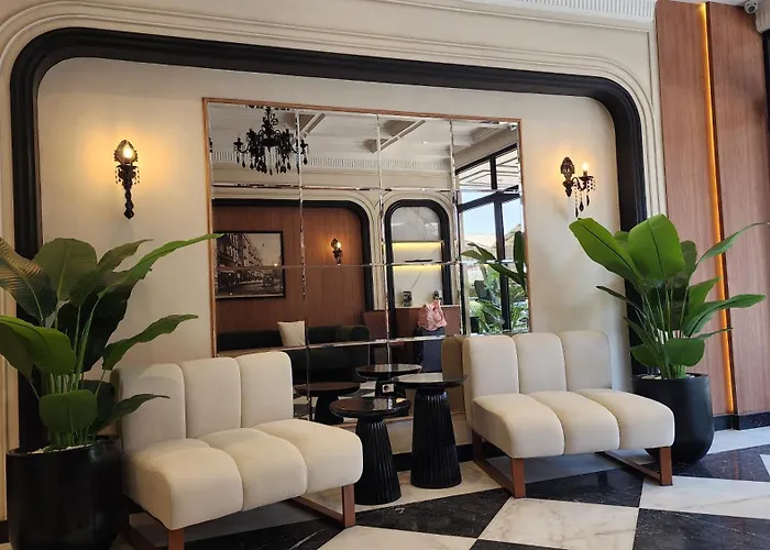 Green Plaza Inn Alexandria