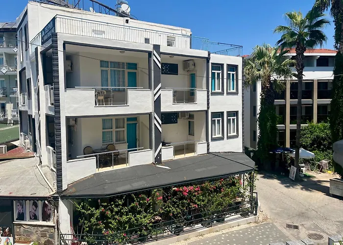 Delphin Hotel Side