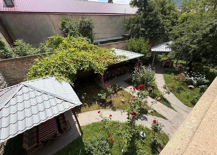 Christy Hotel Goris