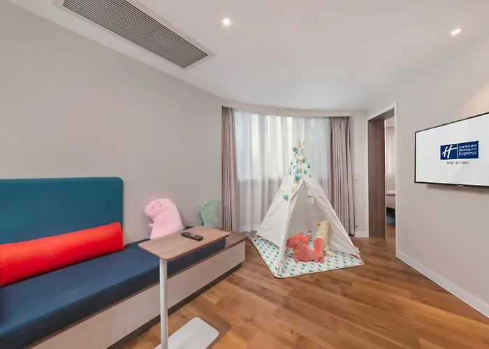 Holiday Inn Express Xiamen Lushan