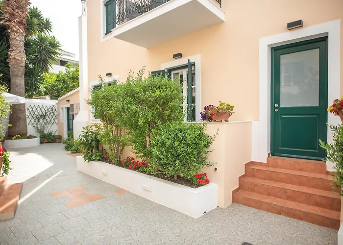 Twin House Spetses Hotel