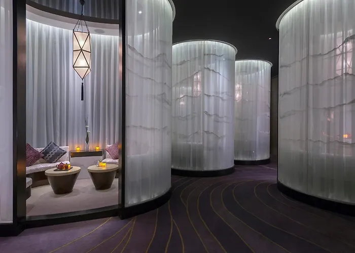 Mandarin Oriental, Guangzhou Hotel