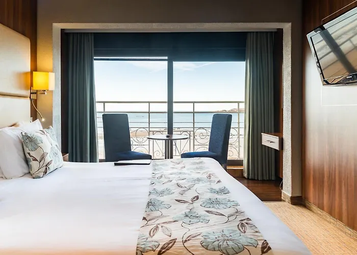Hotel Ambassadeur Saint Clement