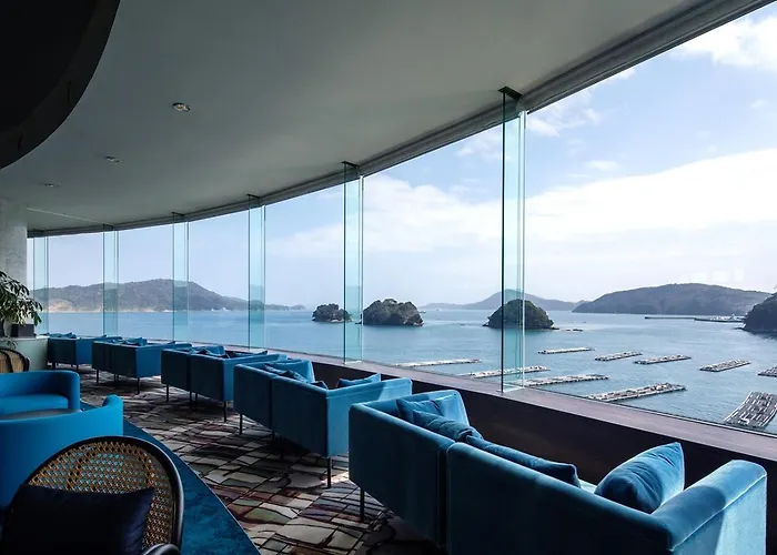 Toba Grand Hotel