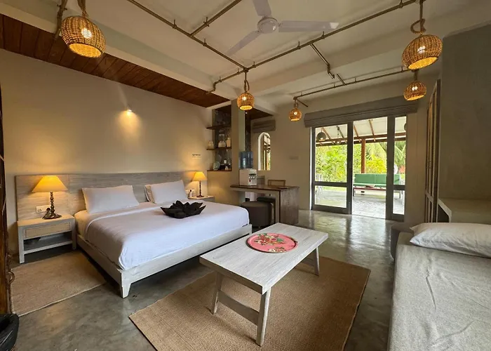 Kitesurfing Lanka Hotel Kalpitiya