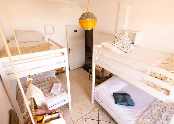 Blue Waves Surf House - Anza I Hotel Agadir