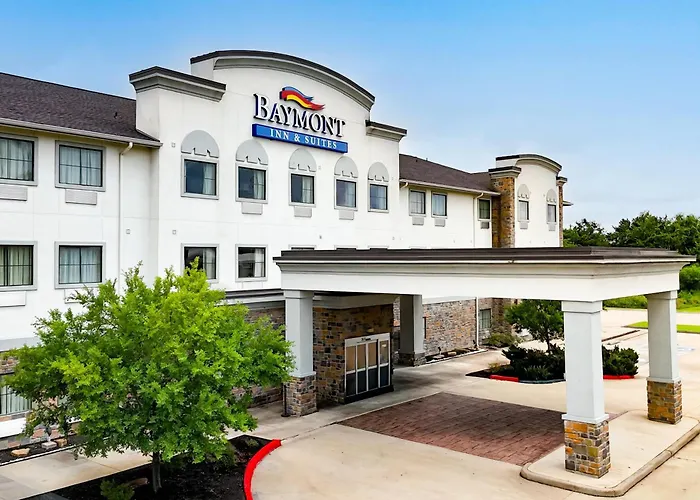 Baymont By Wyndham College Station Hotel