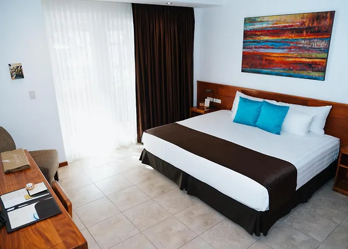 Hotel Cucuve Puerto Ayora 