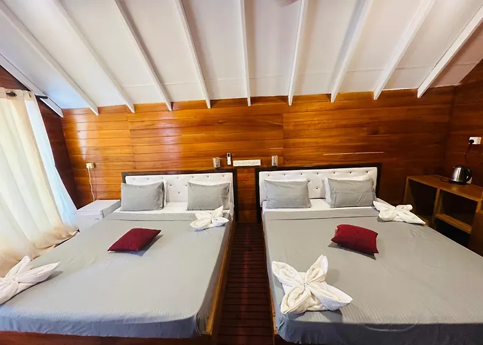 Golden Beach Cottages Trincomalee