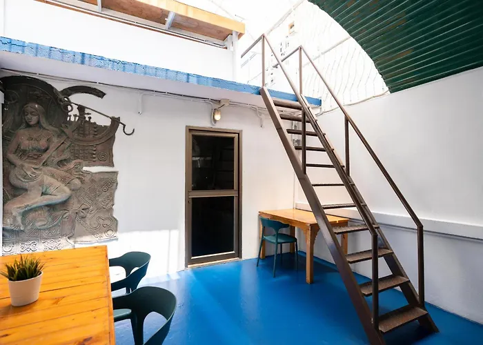 Arawana Hostel Silom Bangkok