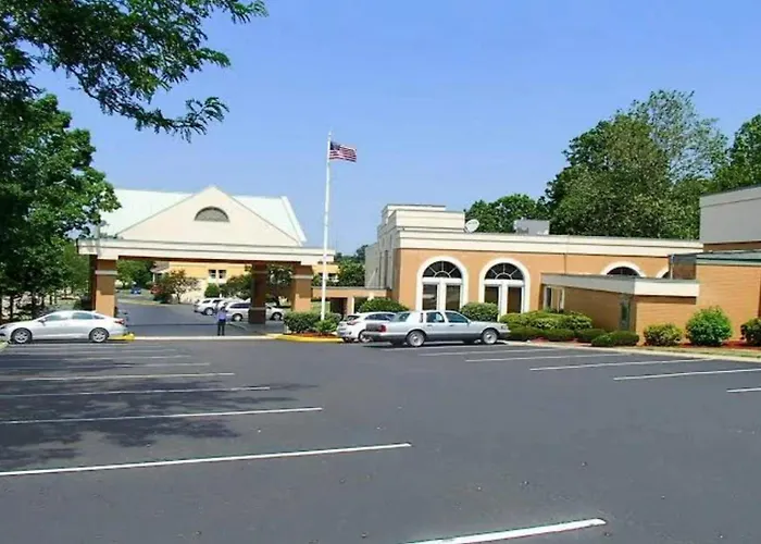 Greenridge Hotel Wickliffe