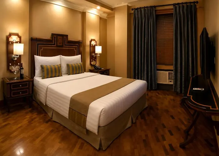 Herald Suites Polaris Makati City