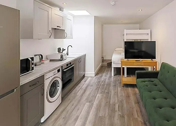 Reef Lodge Newquay 