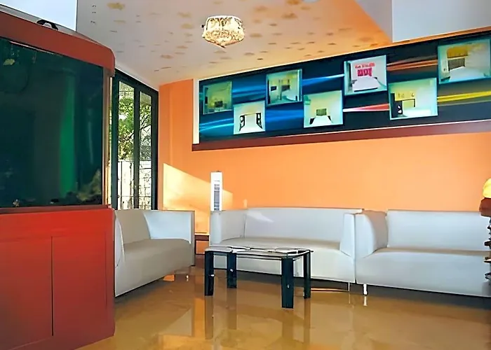 Khwaishh Presidency Hotel Mumbai